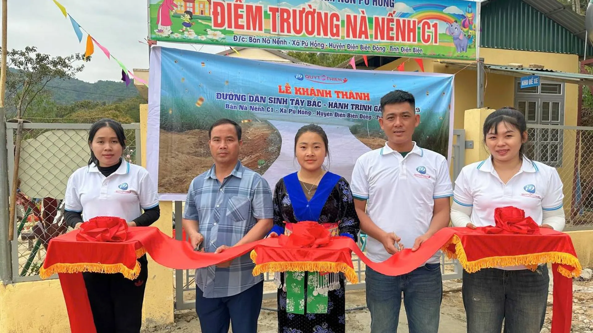 Hình ảnh cộng đồng VIVU88 đang thảo luận sôi nổi