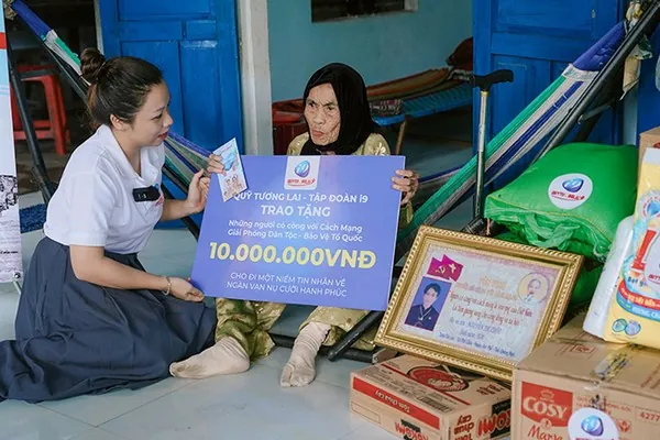 Biểu tượng trải nghiệm khách hàng là trọng tâm của VIVU88